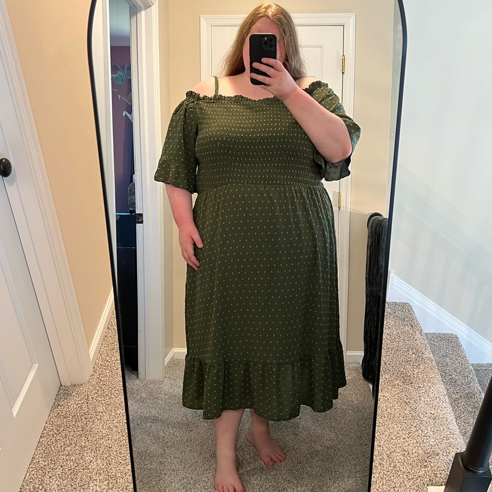 BloomChic Green Off-Shoulder Midi Dress